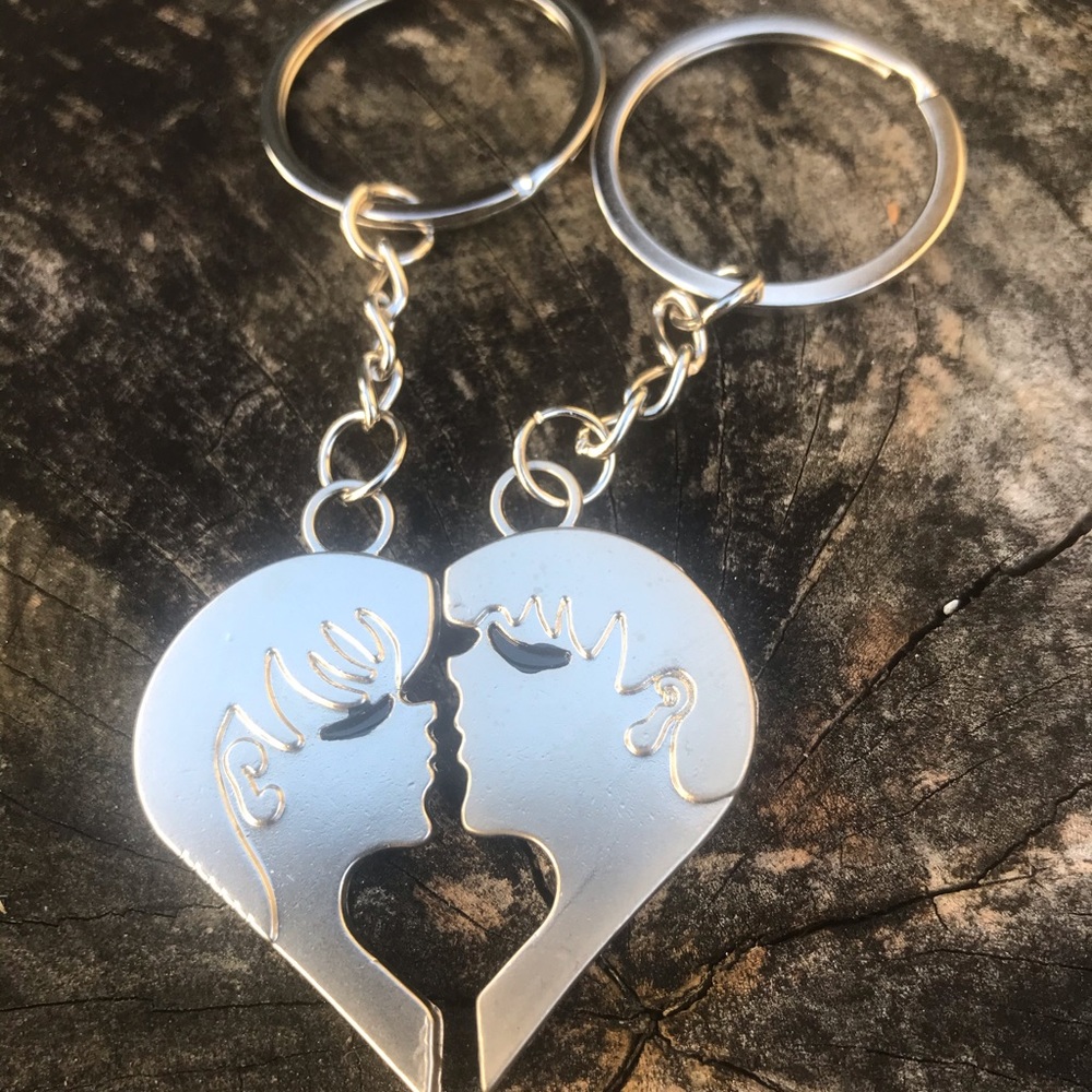 Valentine’s Day gift love keychains